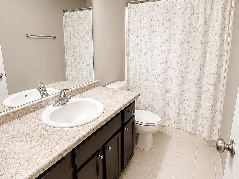 102 Lynn Ct — Photo 18