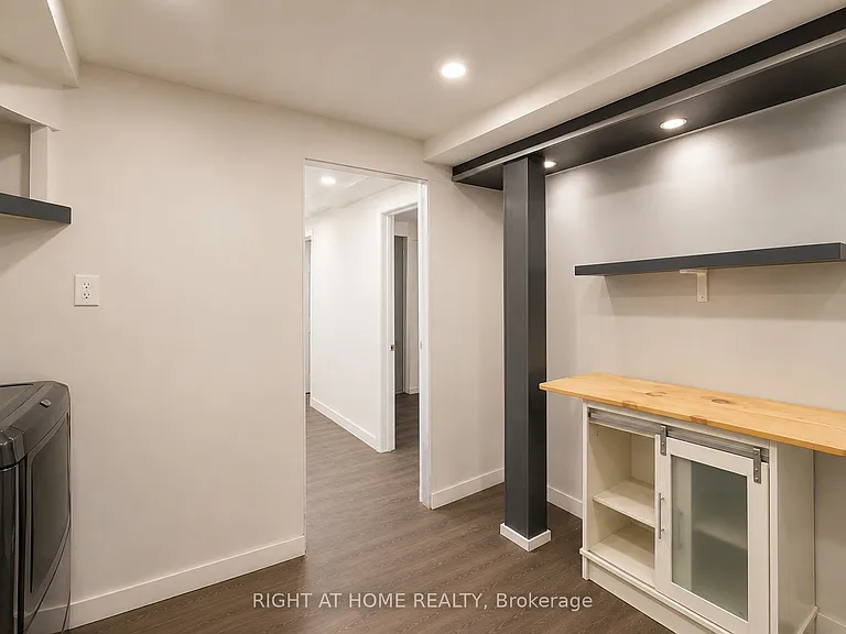 1010 Glen St #91 — Photo 35
