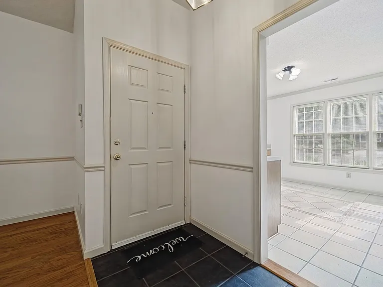 109 Larkspur Holw — Photo 4