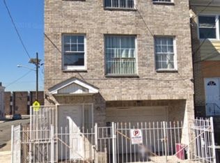 119 Wegman Pkwy, Jersey City, NJ 07305