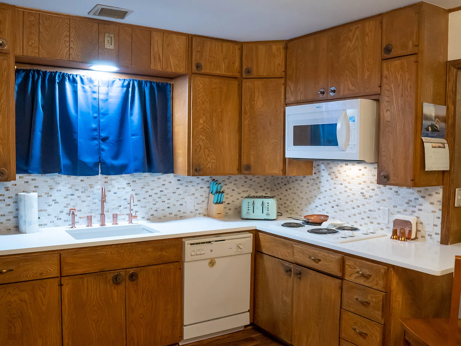 3 bed, 1600 sqft, $2,100 — Photo 4