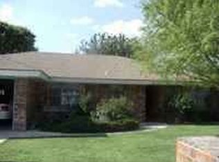 1402 W Paige Dr, Hobbs, NM 88240