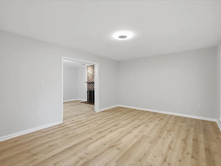4120 Nutwood Way — Photo 4