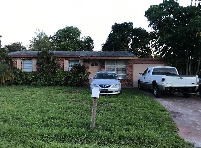 1st image of 4268 SW 50th St