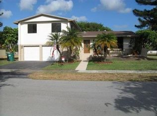 10101 SW 97th Ct, Miami, FL 33176