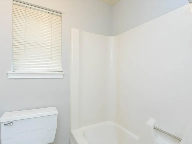 2921 Chicago St — Photo 22