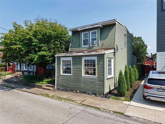 2nd image of 6514 Adelphia St