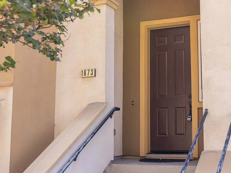 1673 Lee Way — Photo 25