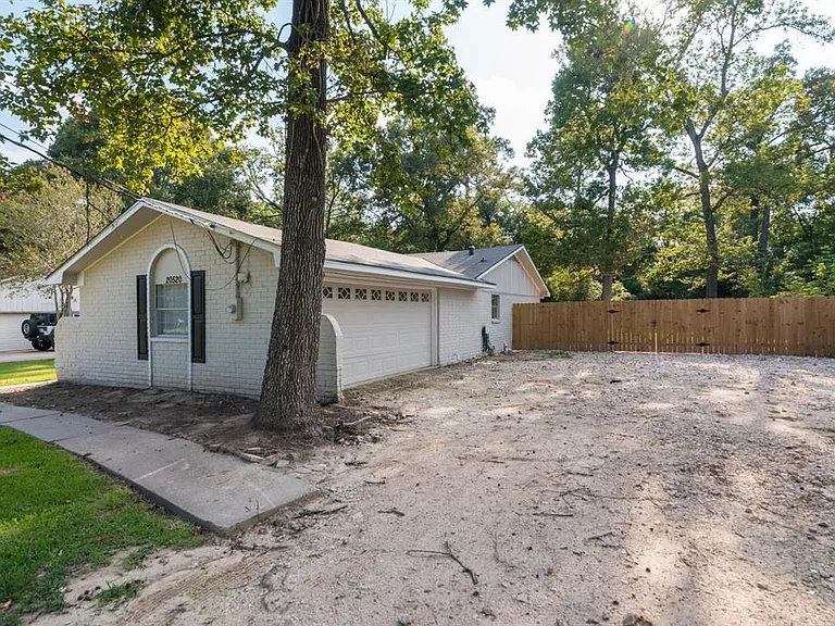 20520 Youpon Ln — Photo 25