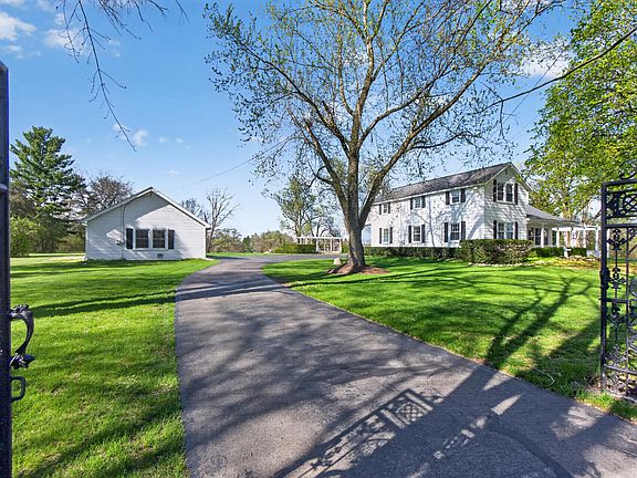 4th image of 6231 Moon Lake Rd