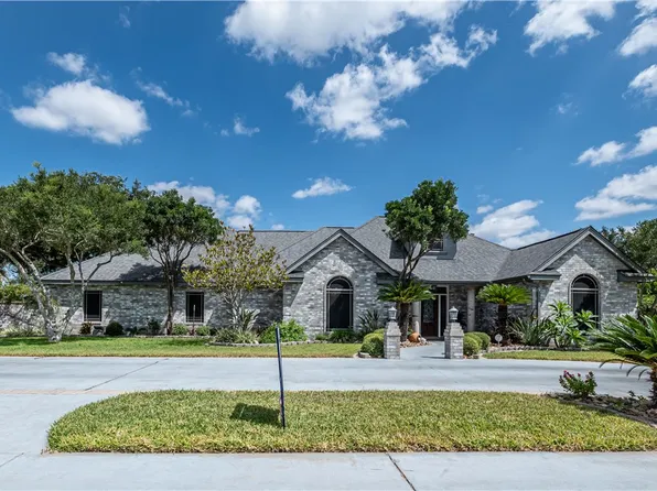 1825 Clarice Ave, Alice, TX 78332