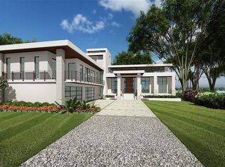 3300 Old Oak Dr, Sarasota, FL 34239