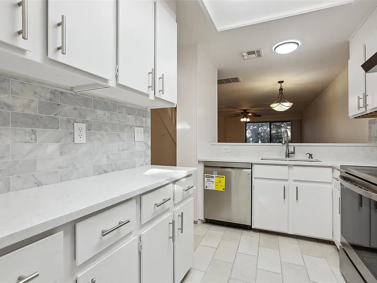 7122 Wood Hollow Dr #45 — Photo 11