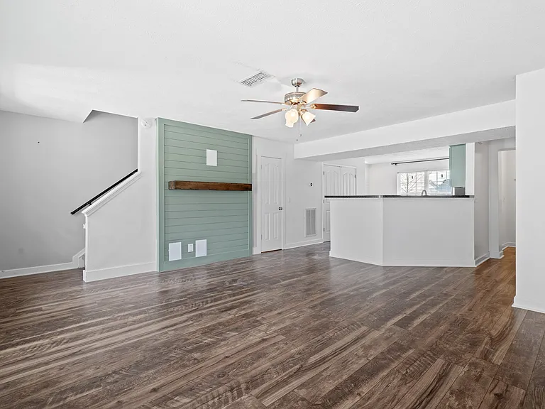 2128 Victory Gallop Ln — Photo 11