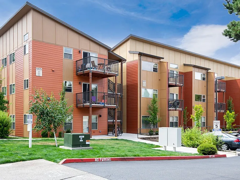56 Commons Apartments — Photo 9