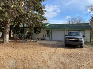 105 2nd Ave SE, Moffit, ND 58560