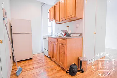 Rented by Nolita Group