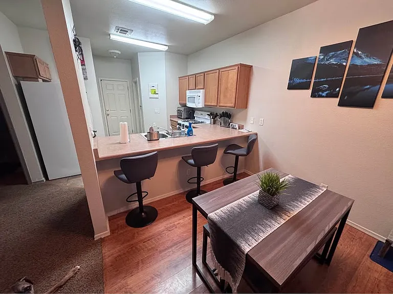 9116 W Arden Ln — Photo 2