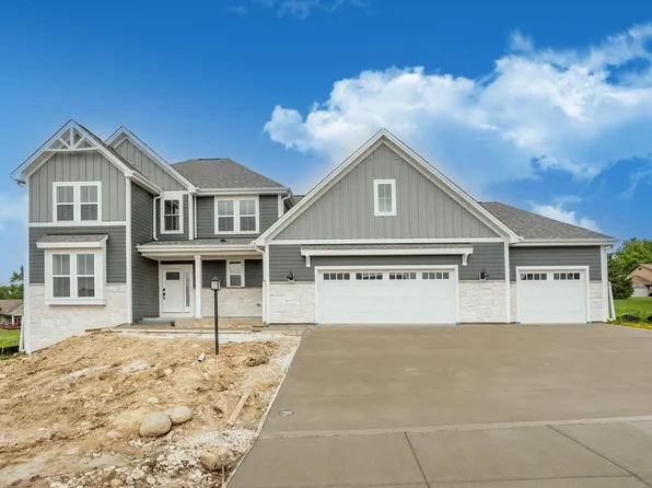 W193N5018 Rosemary RIDGE, Menomonee Falls, WI 53051