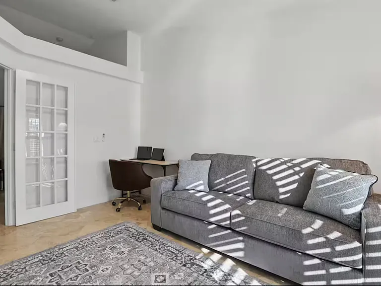 2473 SE Sidonia St — Photo 23