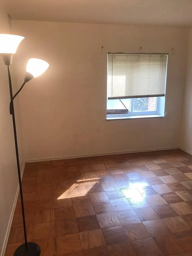 120 North Ave — Photo 3