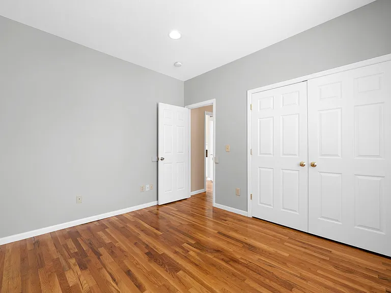 242 E 12th Ave #1 — Photo 20