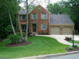 19 Lexton Run, Voorhees, NJ 08043