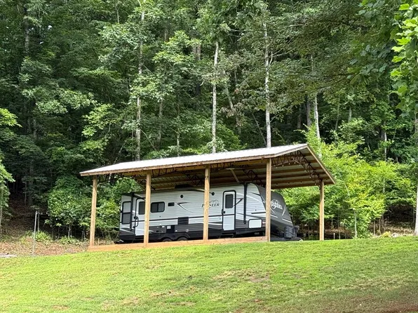 248 Ledford Chapel Rd, Hayesville, NC 28904