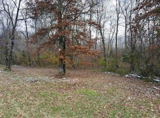 10200 Country Club Rd, West Frankfort, IL 62896