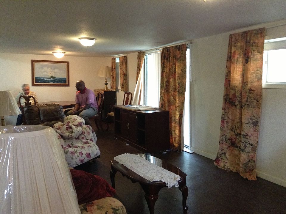 2nd image of 9037 Caroline Rd