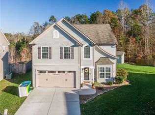 5603 Misty Hill Cir, Clemmons, NC 27012