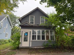 606 Cook Ave E, Saint Paul, MN 55130
