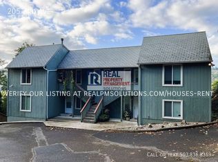 205 3rd Ave, Oregon City, OR 97045