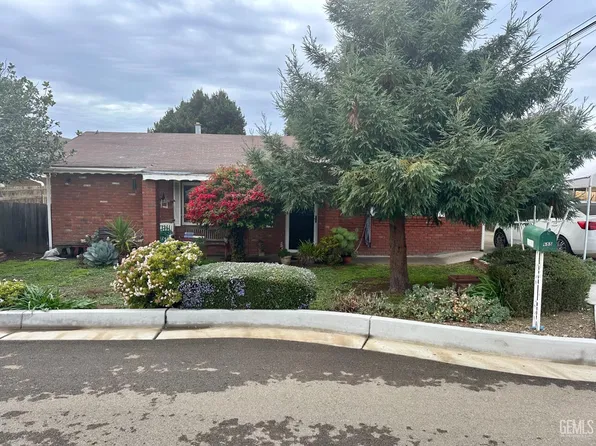 655 N 1st St, Grover Beach, CA 93433