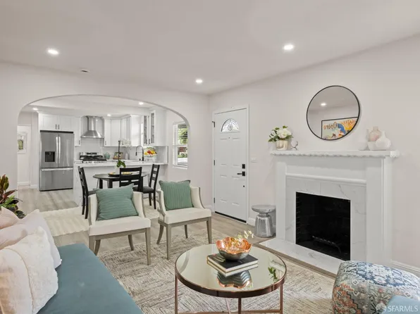 21475 Rizzo Ave, Castro Valley, CA 94546