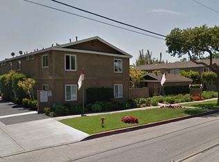 Sunset House Apartments, Costa Mesa, CA 92627