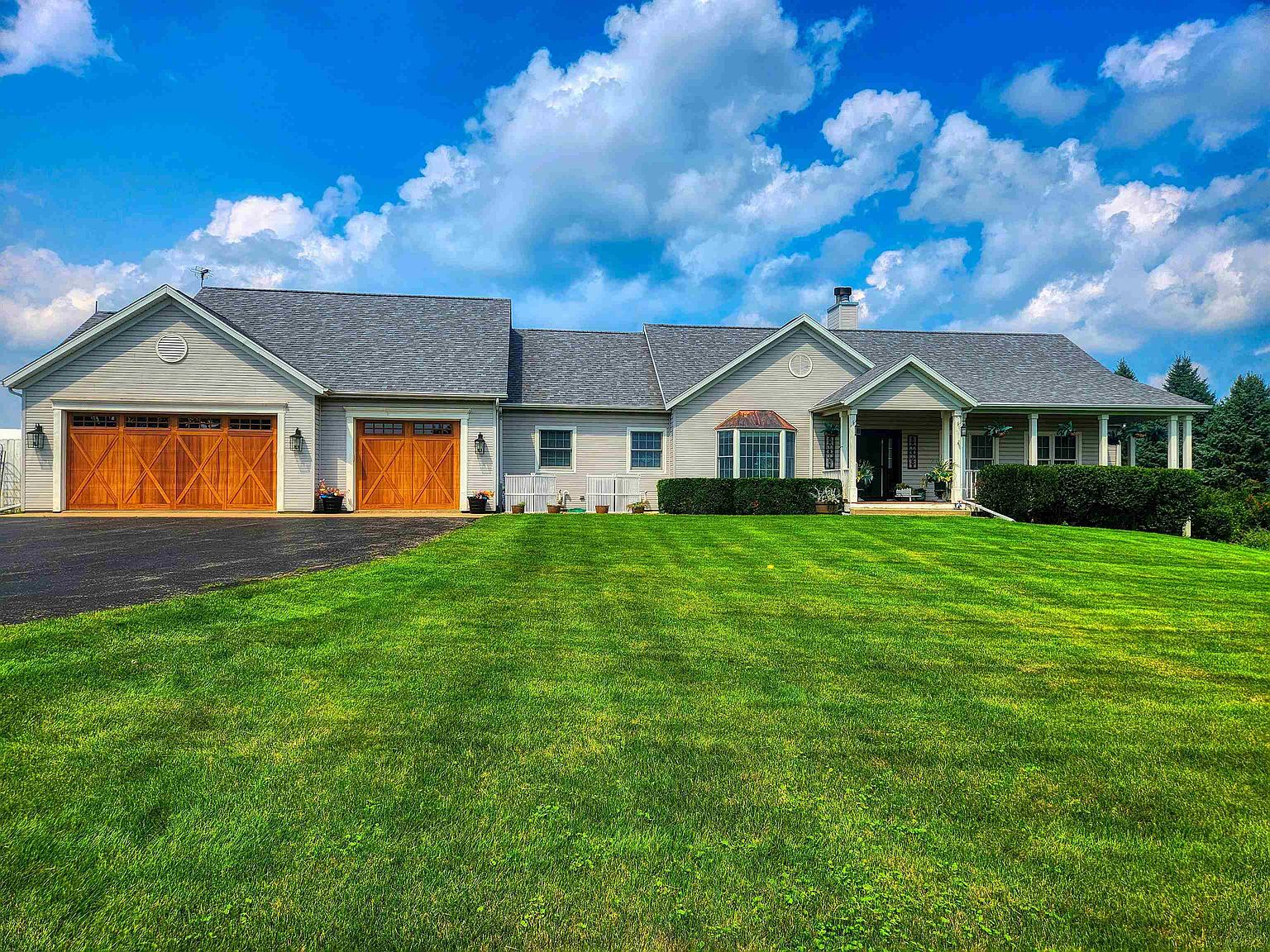 23-10 Lake Carroll Blvd