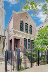 3418 N Hamilton Ave, Chicago, IL, 60618