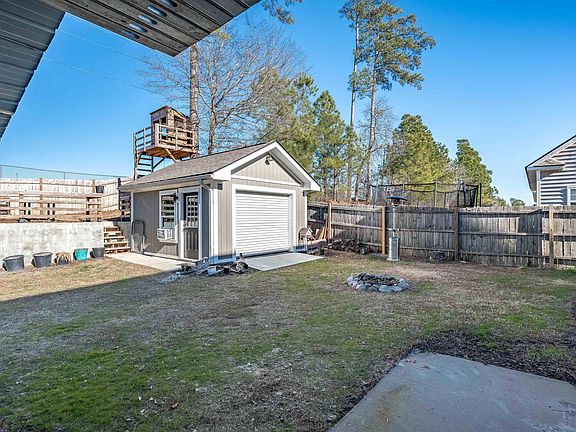 2nd image of 413 Cape Jasmine Way