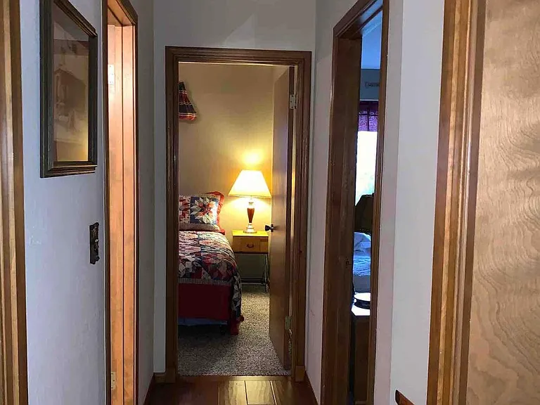531 Sunderland Ct — Photo 8