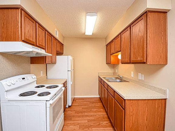 3rd image of 1600 S Palestine St #12040321