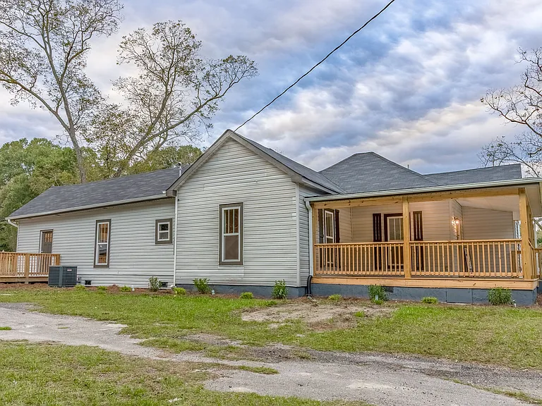 453 Folk Ave — Photo 37