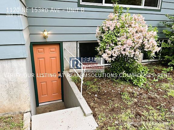 4th image of 1120 NE 153rd Ave Unit B