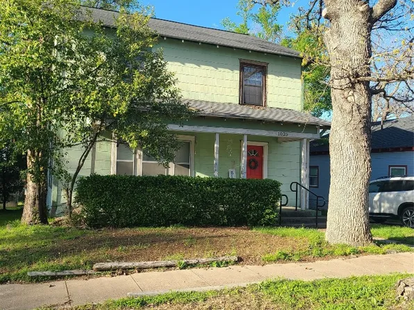 1025 W Walker St, Denison, TX 75020