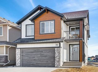 36 W Wintergreen Bnd, Okotoks, AB T1S 5T5