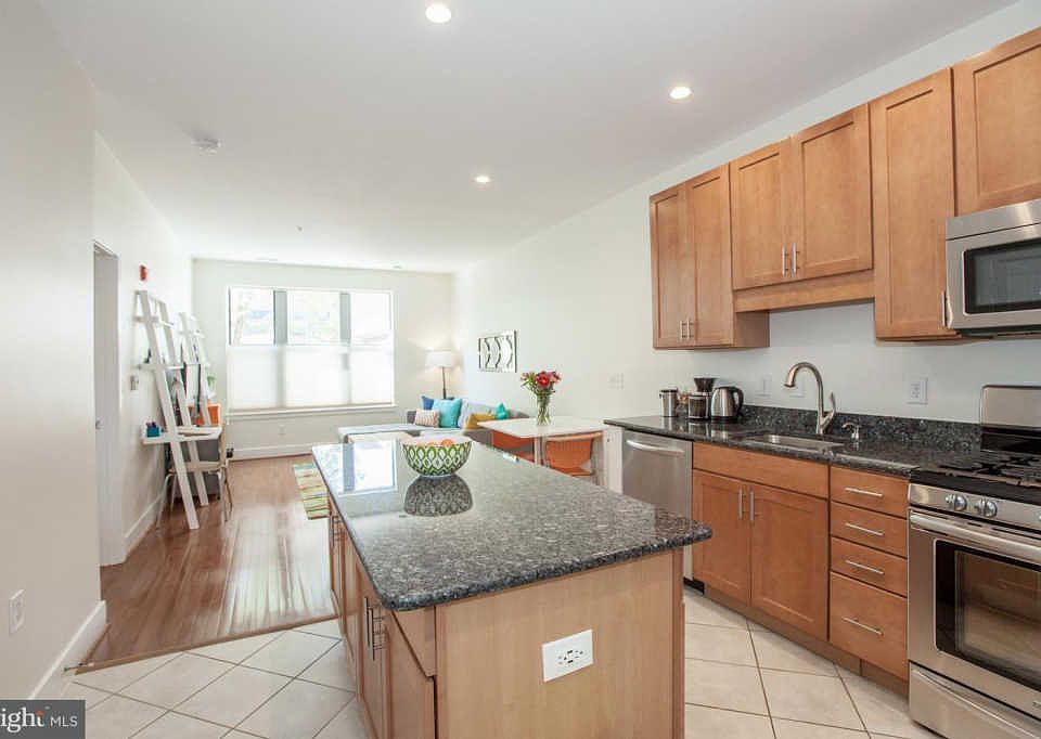 1st image of 1800 Wilson Blvd #122