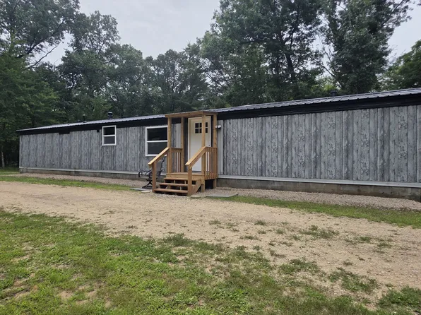 W7407 34th St, New Lisbon, WI 53950