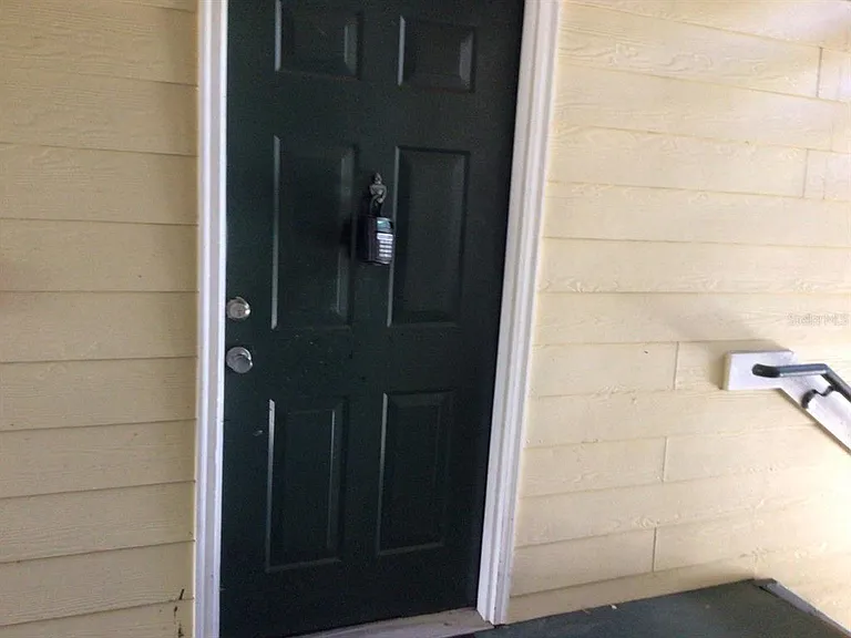 18139 Back Stretch Ln #18139 — Photo 4
