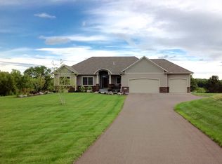 13377 Maxwell Rd, Chisago City, MN 55013