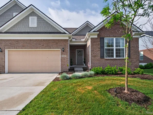 48827 Windfall Rd, Novi, MI 48374